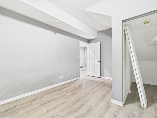 6020 S Vernon Avenue, Chicago, IL 60637