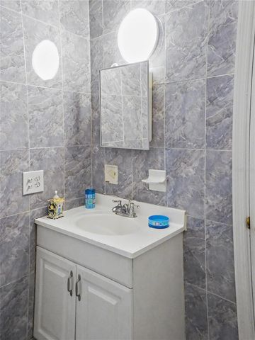 6601 51ST WAY N, Pinellas Park, FL 33781