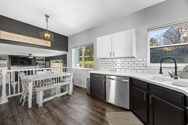 3503 Field Stone Place SW, Cedar Rapids, IA 52404