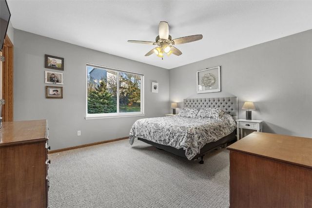 3503 Field Stone Place SW, Cedar Rapids, IA 52404