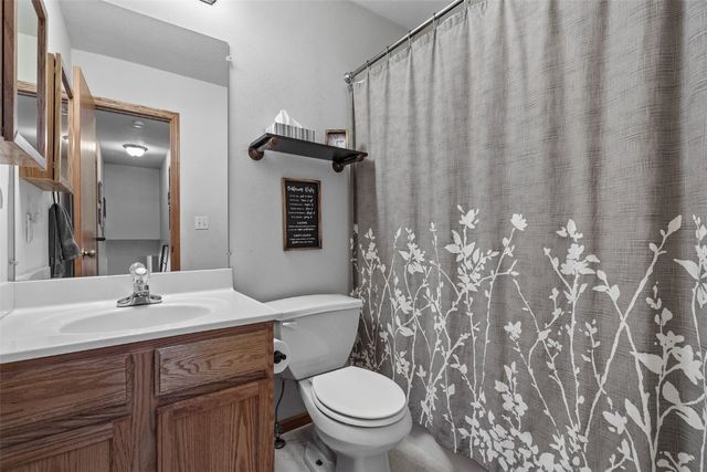 3503 Field Stone Place SW, Cedar Rapids, IA 52404