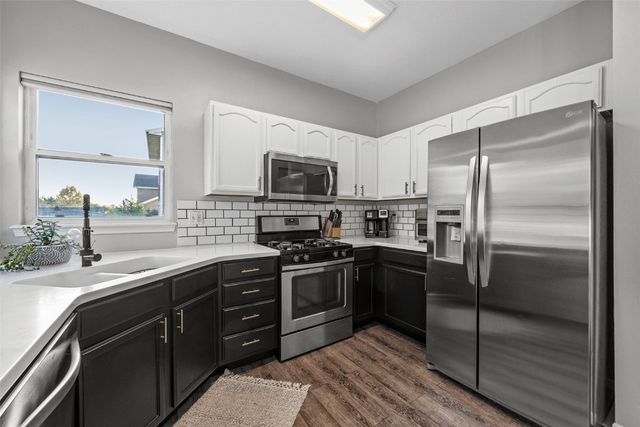 3503 Field Stone Place SW, Cedar Rapids, IA 52404