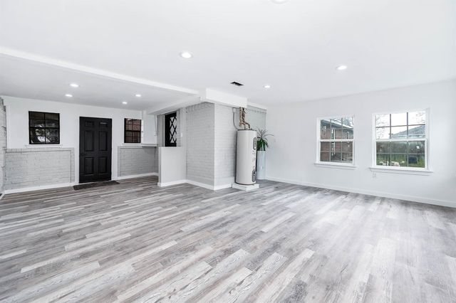 1619 Cr 387 -Marilyn St, Alvin, TX 77511