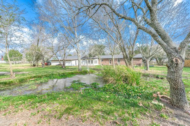 1619 Cr 387 -Marilyn St, Alvin, TX 77511