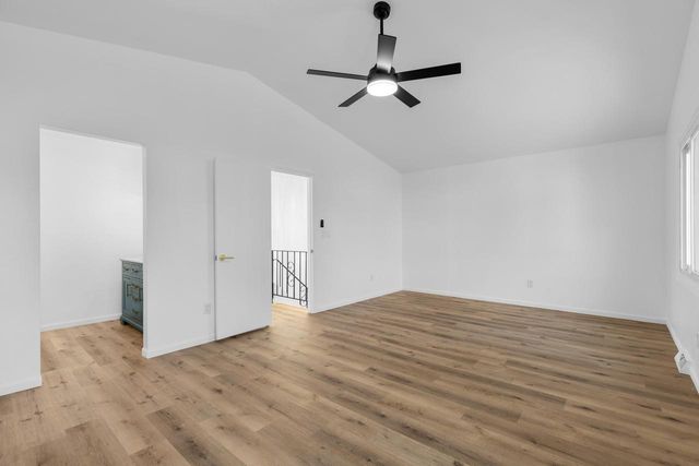 5325 Somerset LANE S, Greenfield, WI 53221