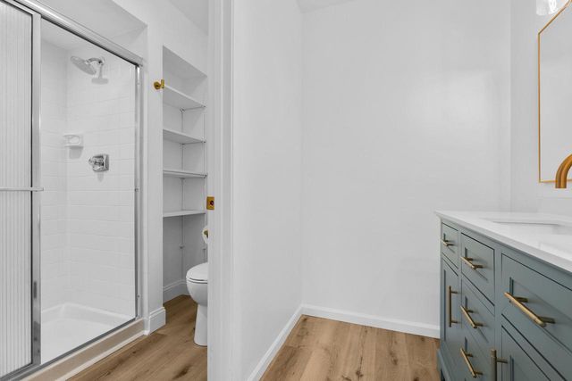 5325 Somerset LANE S, Greenfield, WI 53221