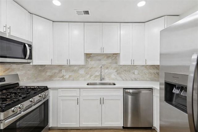 2050 Lenoa Lane, Austell, GA 30106