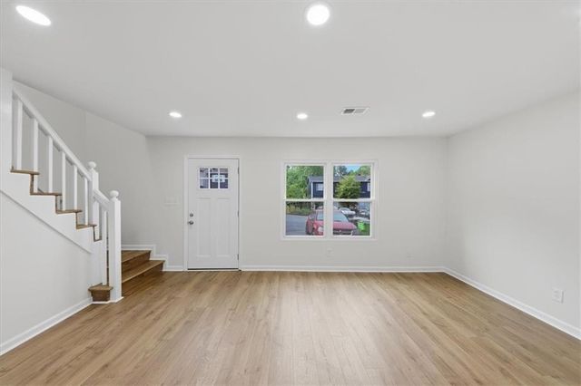 2050 Lenoa Lane, Austell, GA 30106