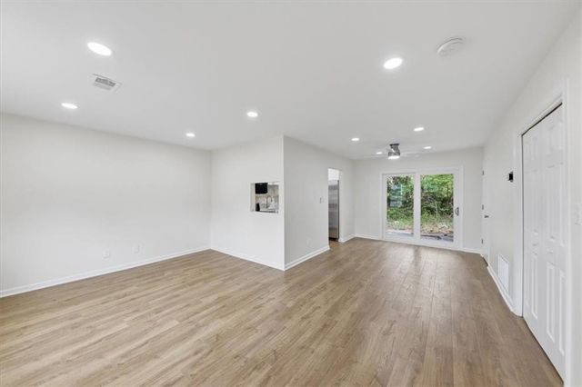 2050 Lenoa Lane, Austell, GA 30106