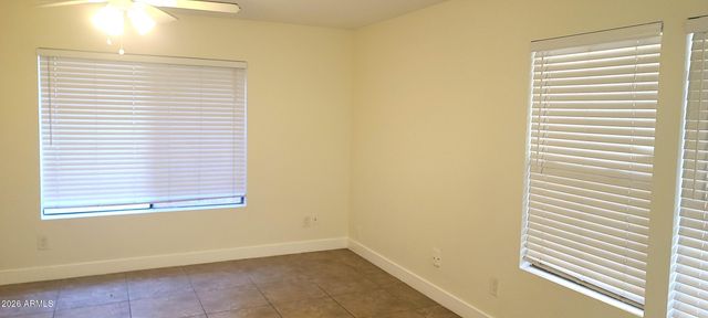 1432 W EMERALD Avenue 29, Mesa, AZ 85202