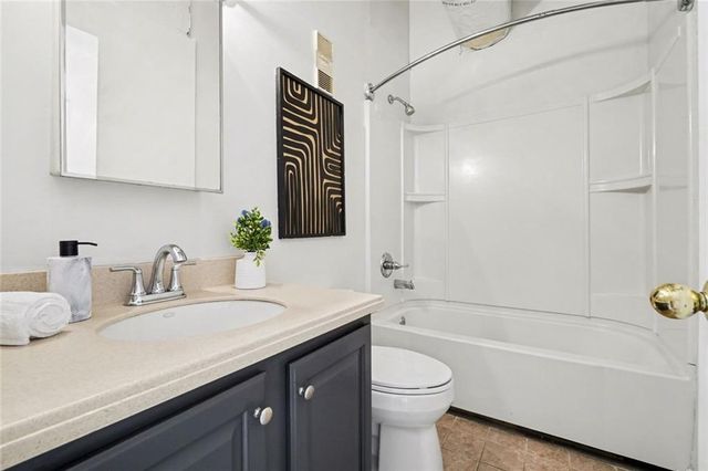 32 Peachtree Street NW 1307, Atlanta, GA 30303