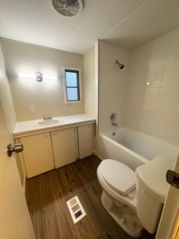 33 Whitewood Road, Killingworth, CT 06419