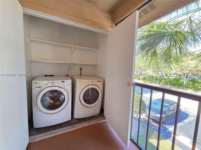 15650 SW 105th Lane 502, Miami, FL 33196