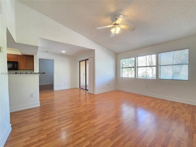 15650 SW 105th Lane 502, Miami, FL 33196