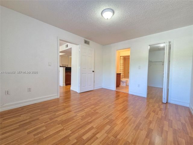 15650 SW 105th Lane 502, Miami, FL 33196
