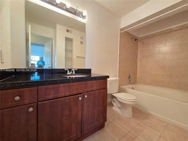 15650 SW 105th Lane 502, Miami, FL 33196
