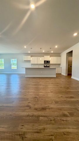 124 Furnies Place, Loris, SC 29569