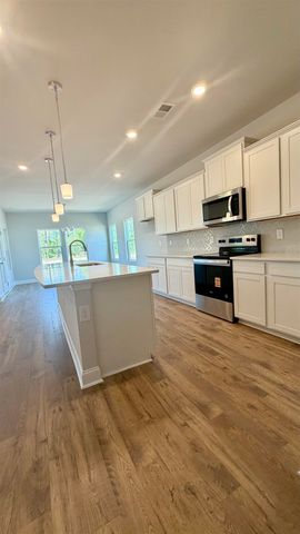 124 Furnies Place, Loris, SC 29569