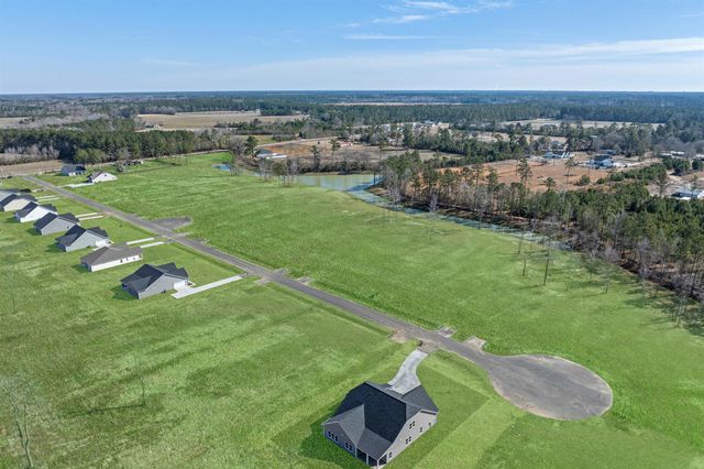 124 Furnies Place, Loris, SC 29569