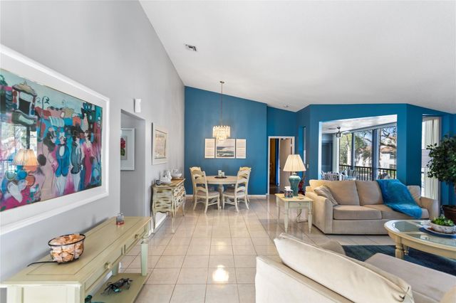 5379 Verona Drive E, Boynton Beach, FL 33437