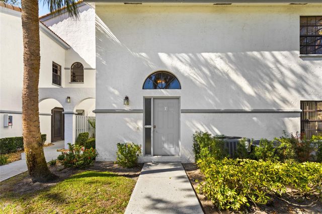 5379 Verona Drive E, Boynton Beach, FL 33437