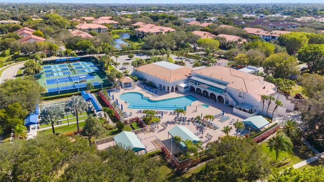 5379 Verona Drive E, Boynton Beach, FL 33437