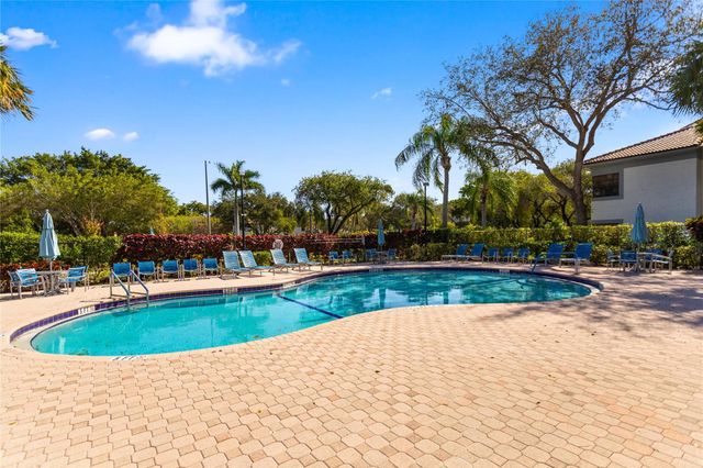 5379 Verona Drive E, Boynton Beach, FL 33437