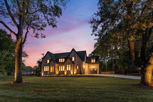 1505 Puryear Pl, Brentwood, TN 37027