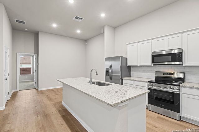 418 Cross Barn Blvd Unit A, Buda, TX 78610