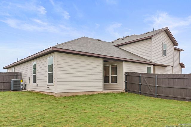 418 Cross Barn Blvd Unit A, Buda, TX 78610