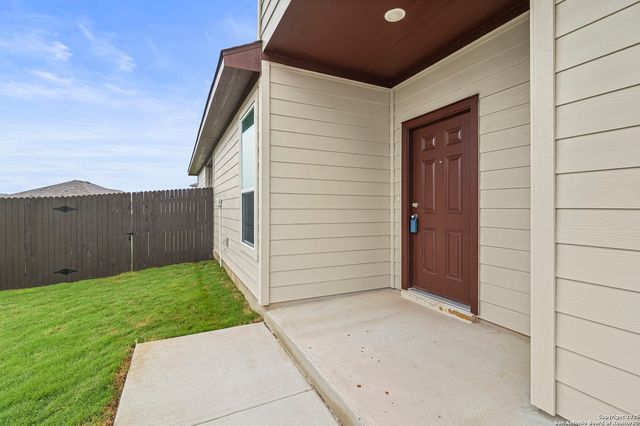 418 Cross Barn Blvd Unit A, Buda, TX 78610