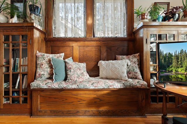 1229 Lafond Avenue, Saint Paul, MN 55104