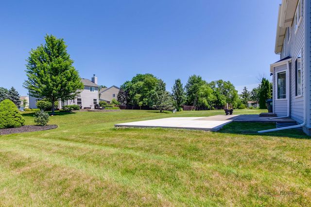 441 Barn Swallow Drive, Lindenhurst, IL 60046