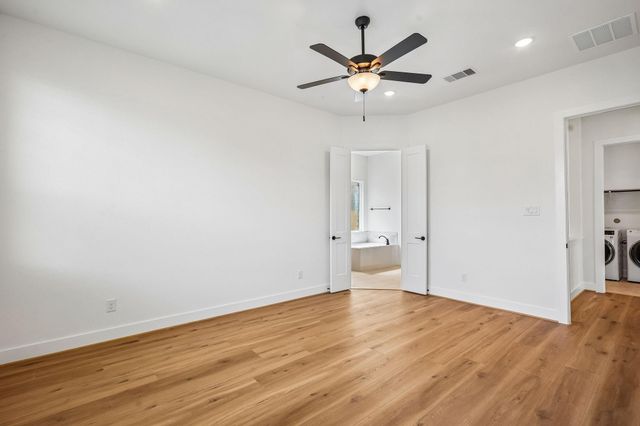 2327 Garden Arbor, Tomball, TX 77375