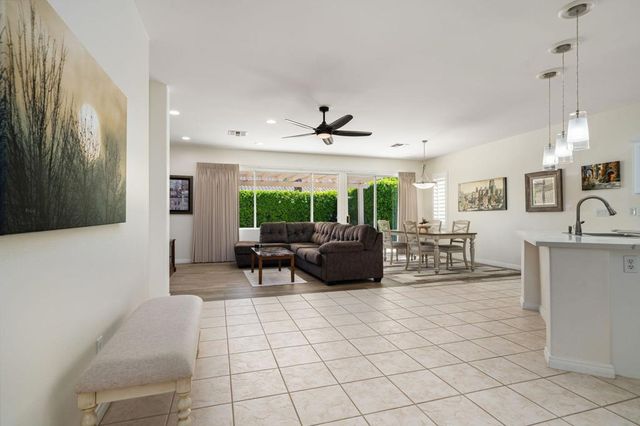 78716 Stansbury Court, Palm Desert, CA 92211