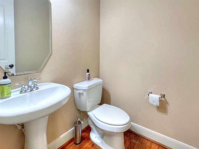 2325 Hutchins Street Street, Houston, TX 77004