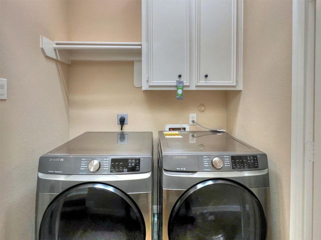 2325 Hutchins Street Street, Houston, TX 77004