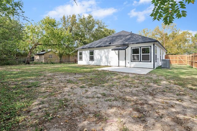 1520 Harris Street, Gainesville, TX 76240