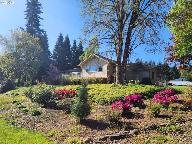 3413 WILD RIVER Dr, Roseburg, OR 97470