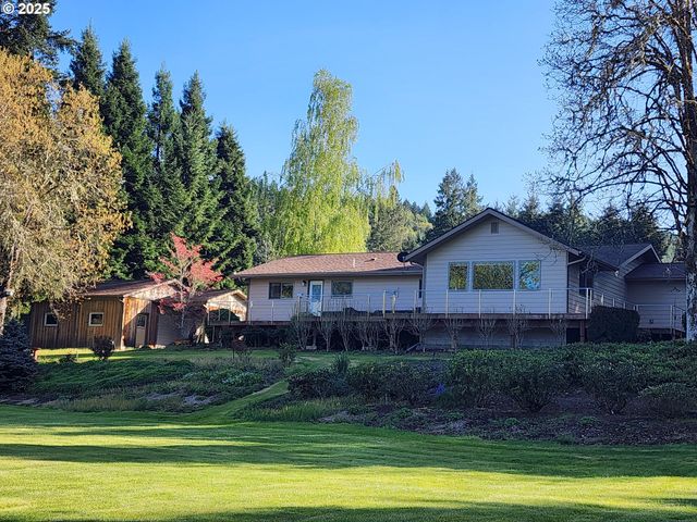 3413 WILD RIVER Dr, Roseburg, OR 97470