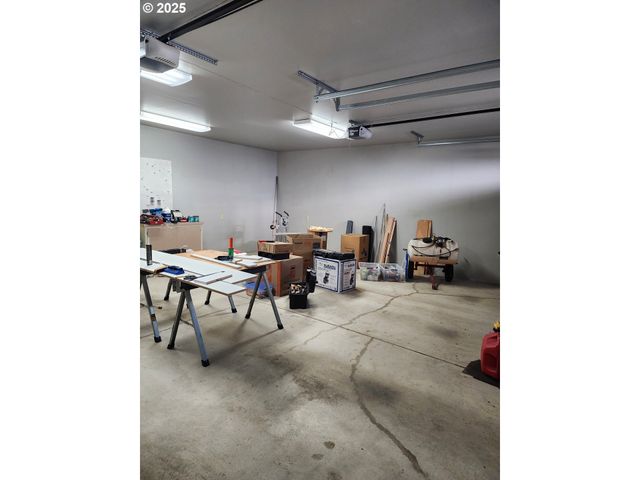 3413 WILD RIVER Dr, Roseburg, OR 97470