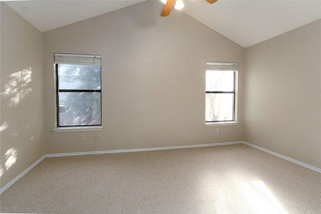 11901 Swearingen DR 104, Austin, TX 78758