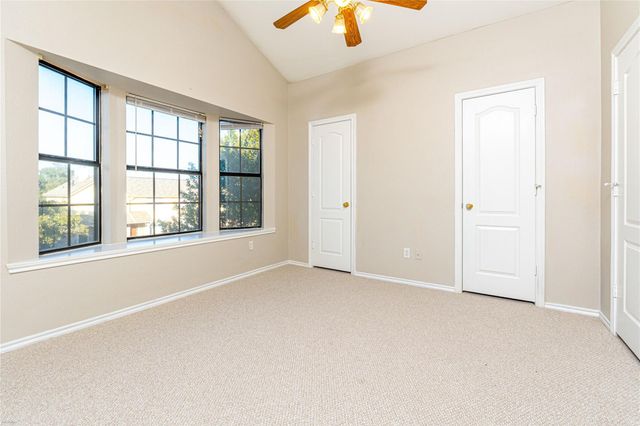 11901 Swearingen DR 104, Austin, TX 78758