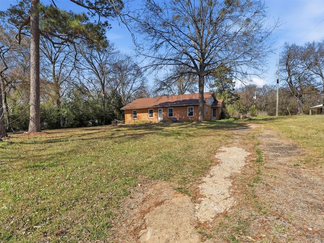 615 Quitman Street, Pittsburg, TX 75686