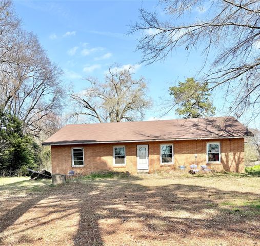 615 Quitman Street, Pittsburg, TX 75686