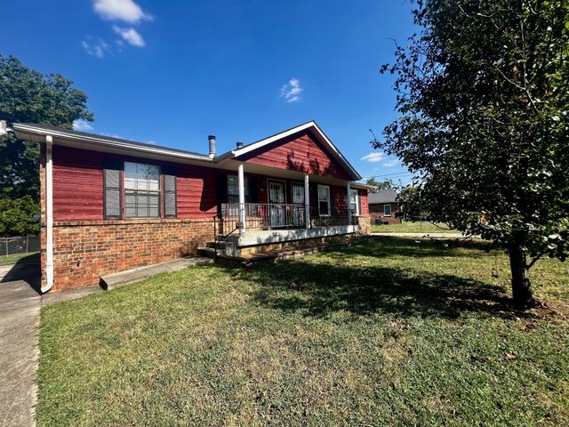 806 Charlie Pl, Nashville, TN 37207