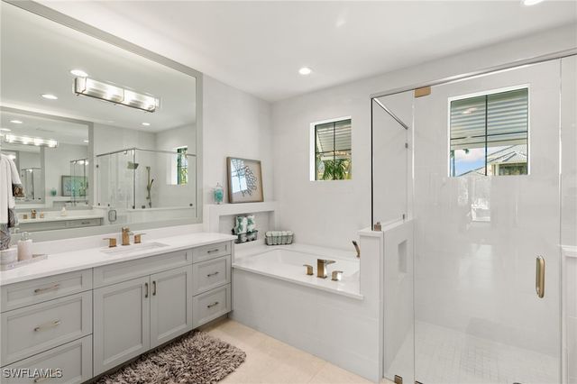 1806 Maywood CT, Marco Island, FL 34145