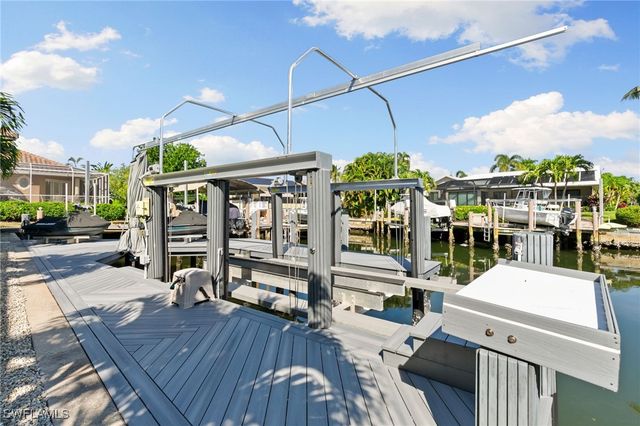 1806 Maywood CT, Marco Island, FL 34145