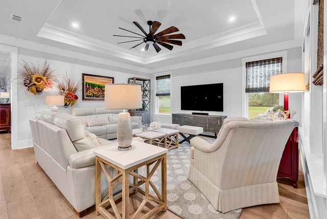 1565 Crested Iris Way, North Myrtle Beach, SC 29582