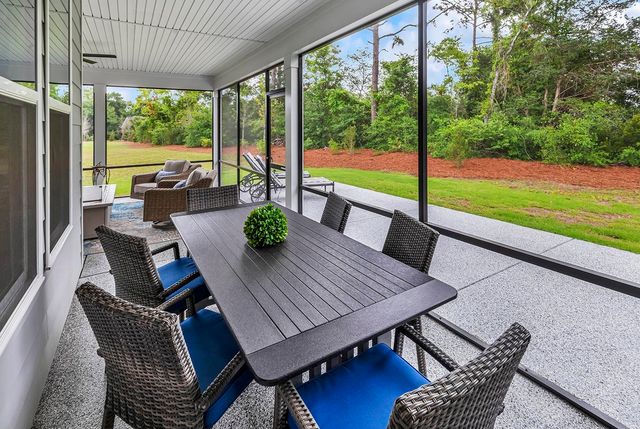 1565 Crested Iris Way, North Myrtle Beach, SC 29582